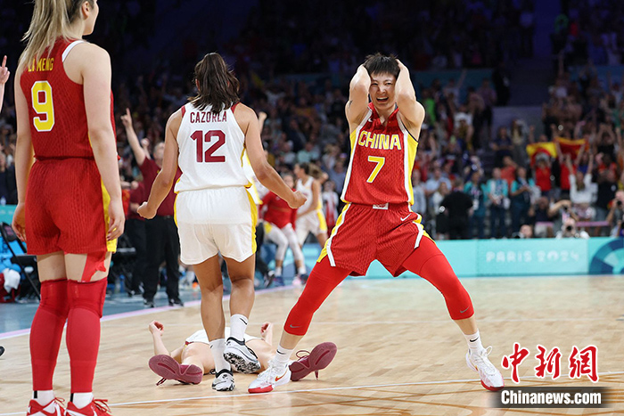 巴黎奥运揭幕战1分惜败西班牙：中国女篮在最后