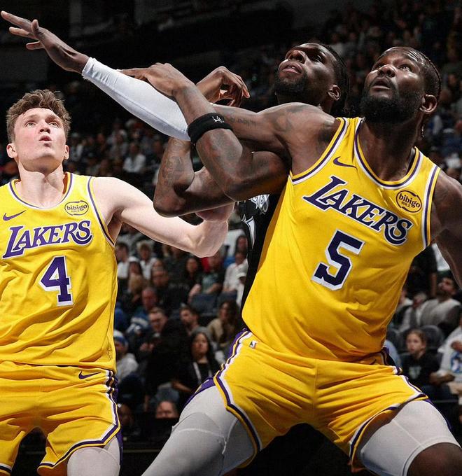 湖人三杀森林狼 东契奇里夫斯联手砍62分