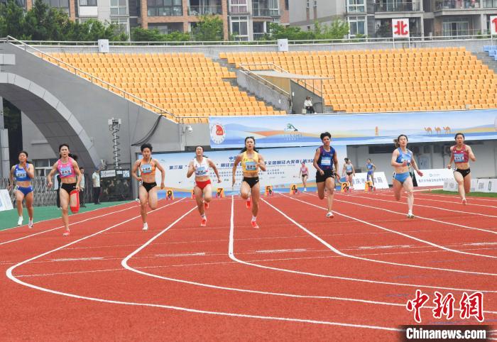 第三届“一带一路”田径邀请赛首日：葛曼棋1