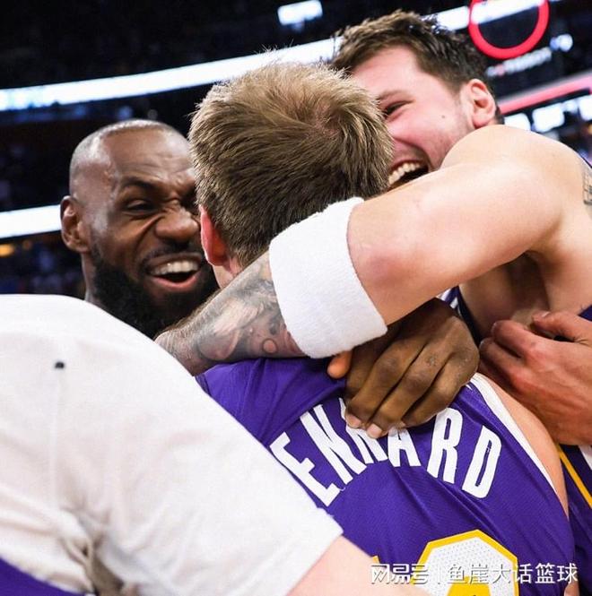 詹姆斯绝杀+东契奇33分，湖人9连胜锁定季后赛席