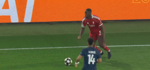 欧冠14决赛首回合巴黎圣日耳曼2-0利物浦 杜埃克